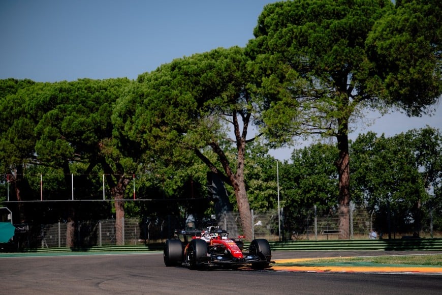 Ferrari y Racing Bulls fueron los equipos encargados de cerrar el programa
