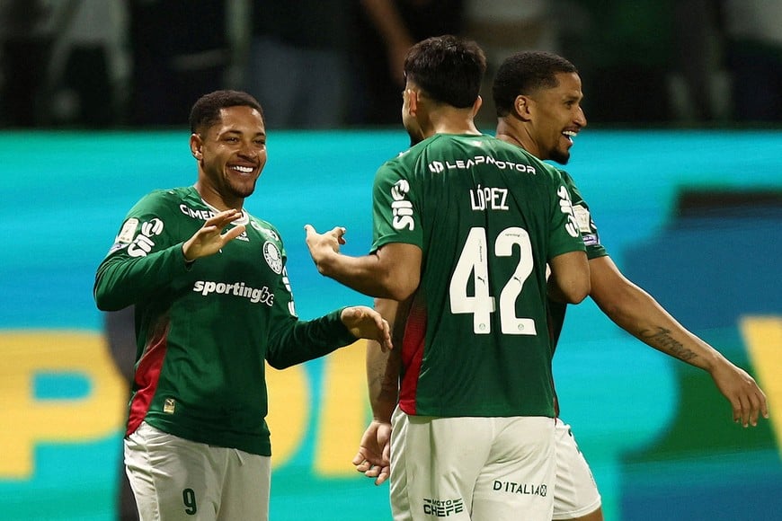 Soccer Football - Brasileiro Championship - Palmeiras v Sao Paulo - Nubank Parque, Sao Paulo, Brazil - September 12, 2026
Palmeiras' Vitor Roque celebrates scoring their second goal with Jose Manuel Lopez REUTERS/Jean Carniel TPX IMAGES OF THE DAY