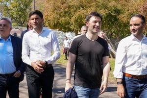 Pullaro recorrió junto a Llaryora, Valdés y Torres instalaciones deportivas y el predio del Fan Fest en Rosario. Crédito: Gobierno de Santa Fe