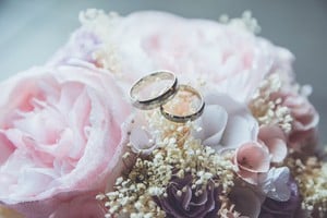 El acta de matrimonio tiene fecha 7 de abril de 2021. Foto ilustrativa