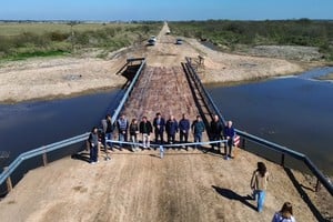 Dos nuevos puentes fortalecen la red vial en el departamento Las Colonias