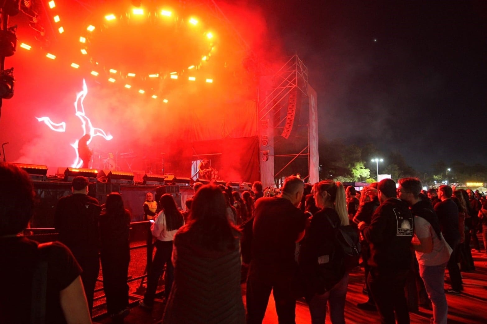 Cabezones en el Fan Fest de la sexta jornada de los Juegos Suramericanos en Santa Fe.