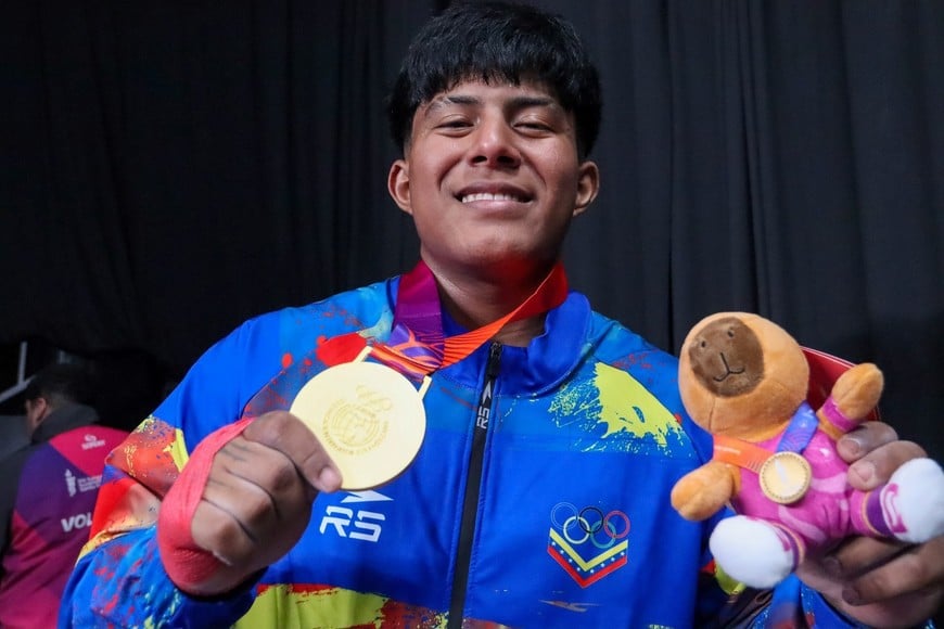 Levantamiento de pesas: Ángel Rodríguez y el récord mundial que se hizo esperar en Rosario