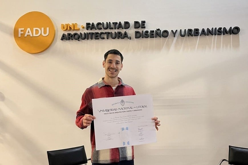 Fernando trabaja desde Argentina para una compañía multinacional cuya matriz está en Estados Unidos y la oficina de distribución está en Canadá.