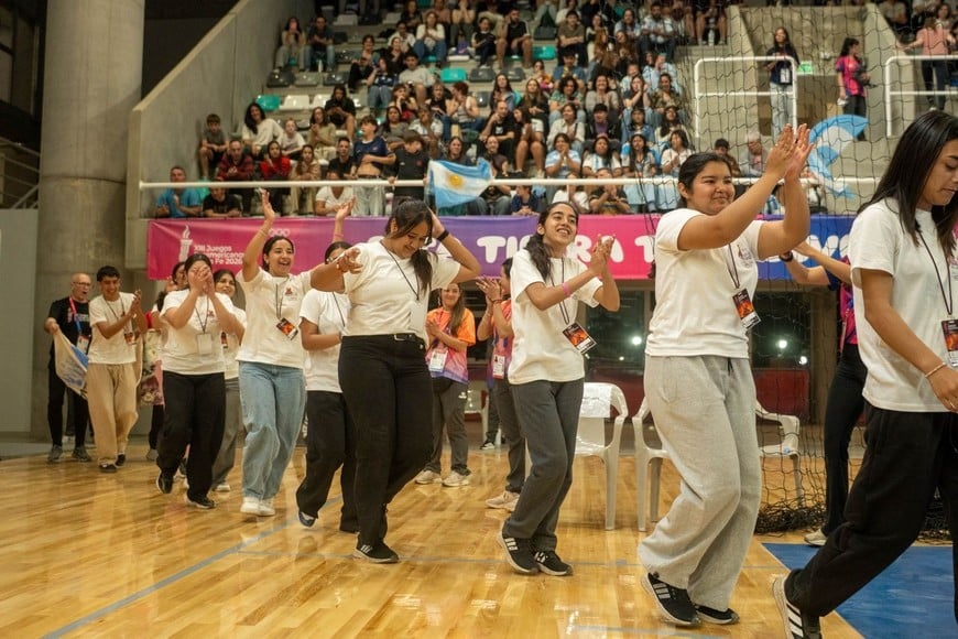 Los estudiantes compartieron la jornada junto a docentes y alumnos de otras localidades.