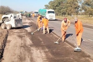 Vialidad Nacional avanza con obras sobre la Ruta 11