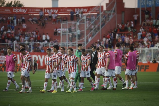 Las caras de los jugadores lo dicen todo. Foto: Matías Pintos