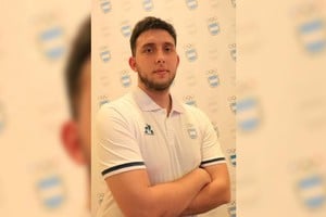 En la rama masculina, el argentino Alexis Plakoudakis se quedó con la medalla de oro y coronó la participación nacional en el bowling. A