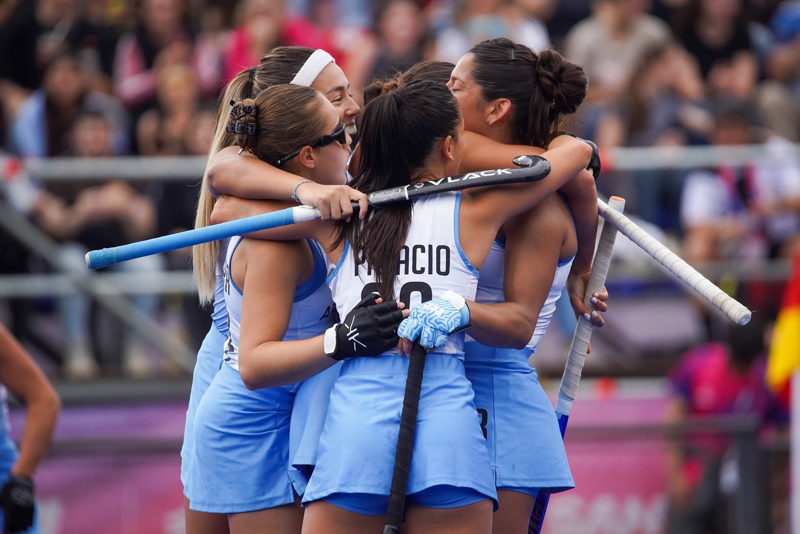 Las Leonas en su último partido de la primera fase ante Perú.