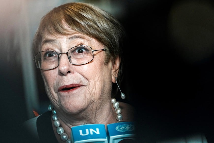 FILE PHOTO: Michelle Bachelet Jeria, candidate for the position of the next Secretary-General speaks with the media after attending a dialogue with delegations while candidates for the position of new United Nations Secretary General are interviewed at U.N. headquarters in New York City, U.S., April 21, 2026. REUTERS/Eduardo Munoz/File Photo