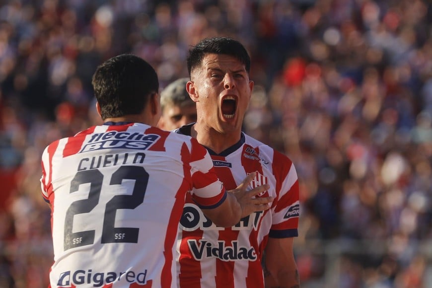 De lo poco para rescatar del sábado en el 15 de Abril: la vuelta al gol de Estigarribia, dándole la derecha a la confianza que le depositó el técnico.