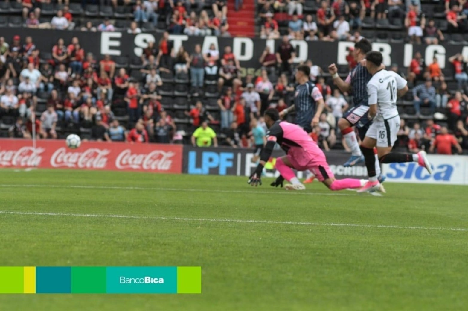 Galería Bica: Colón vs. Los Andes