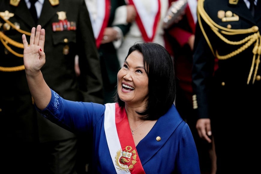 Peru's President Keiko Fujimori waves as she steps out of the Congress after being sworn in as the country's new president, in Lima, Peru, July 28, 2026. REUTERS/Angela Ponce TPX IMAGES OF THE DAY