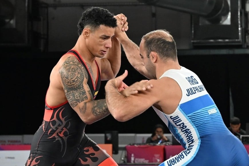 Arsen en pelea ante Cuero. Crédito: Juegos Suramericanos