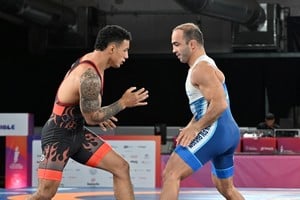 Arsen en pelea ante Cuero. Crédito: Juegos Suramericanos