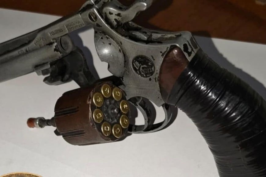 secuestro revólver calibre 22 tiroteos