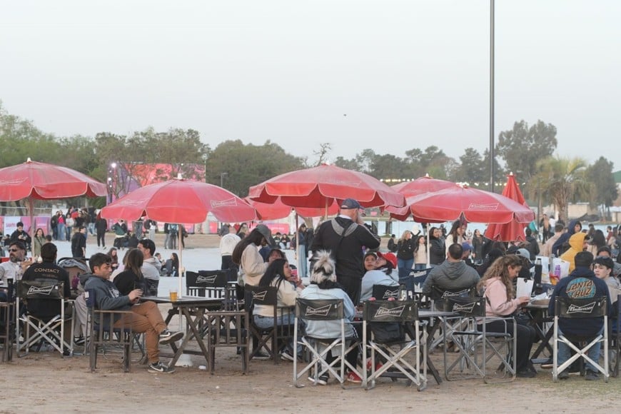 Fan Fest de los JJSS y Día de la Primavera en Santa Fe. Foto: Manuel Fabatía.