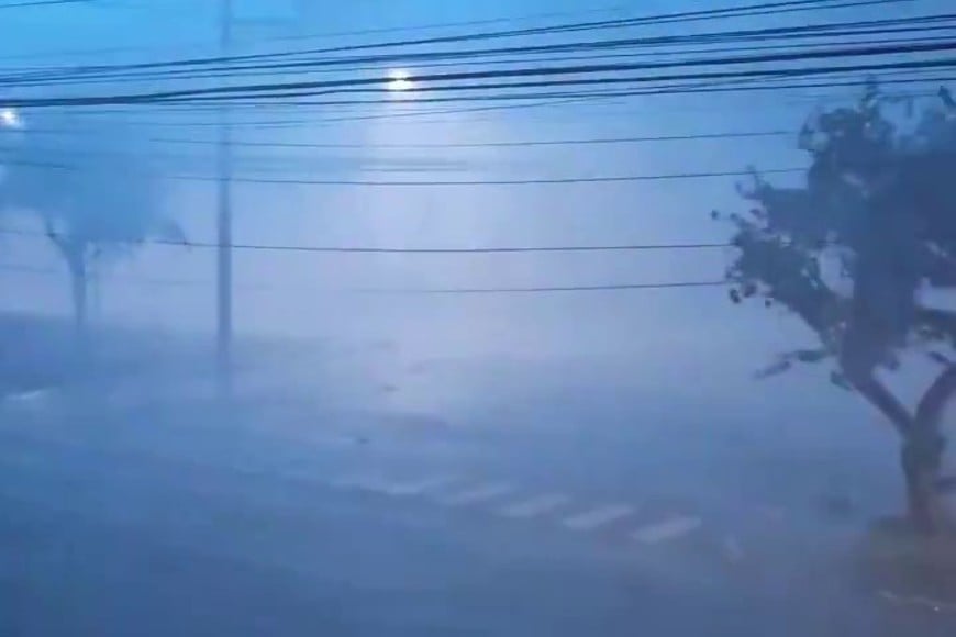 El frente de tormenta afectó varias localidades.