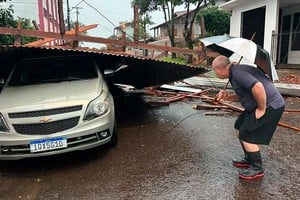 Voladura de techos en el área metropolitana de Porto Alegre. ABC+