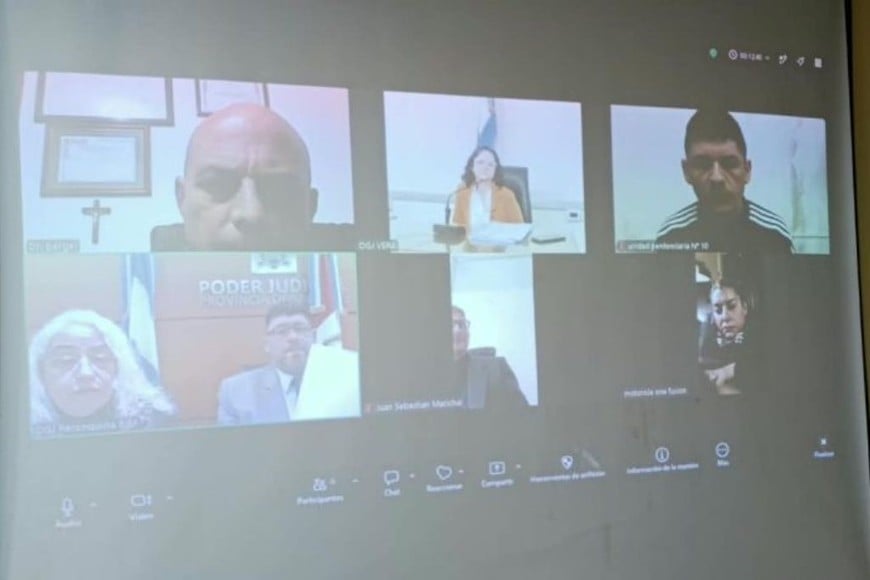 Parte del Tribunal participó por Zoom.