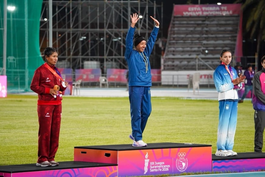 Nélida Peñaflor: el detrás de escena de la atleta que hizo historia y lleva a su familia en cada carrera.