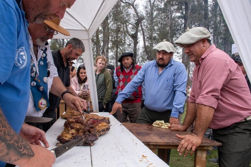Asado, mate y reconocimiento a la historia: así celebró Matilde sus 136 años