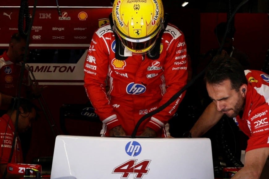 Formula One F1 - Spanish Grand Prix - Madring, Madrid, Spain - September 12, 2026
Ferrari's Lewis Hamilton before qualifying REUTERS/Violeta Santos Moura