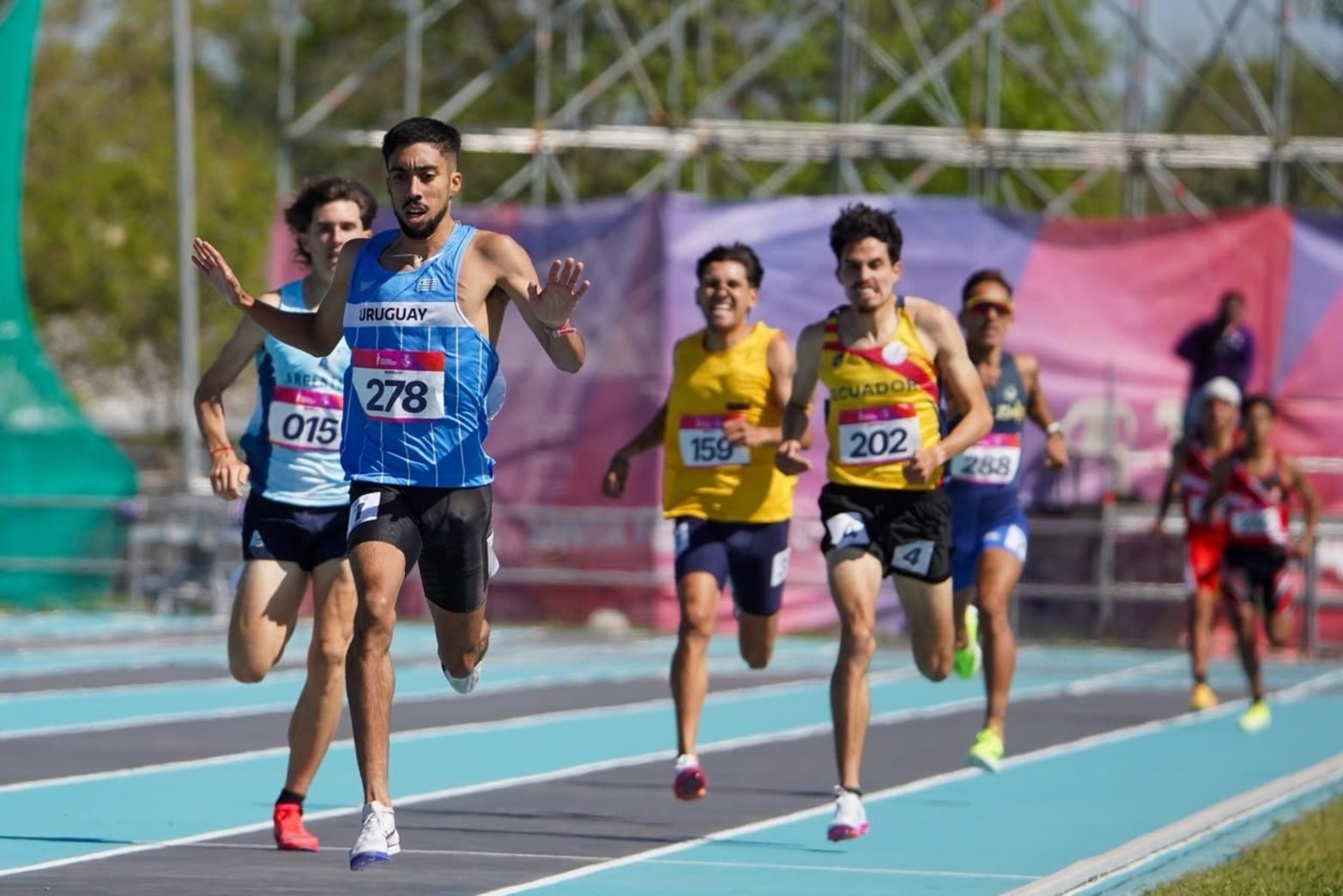 Final de los 1.500 metros masculinos de los Juegos Suramericanos Santa Fe 2026