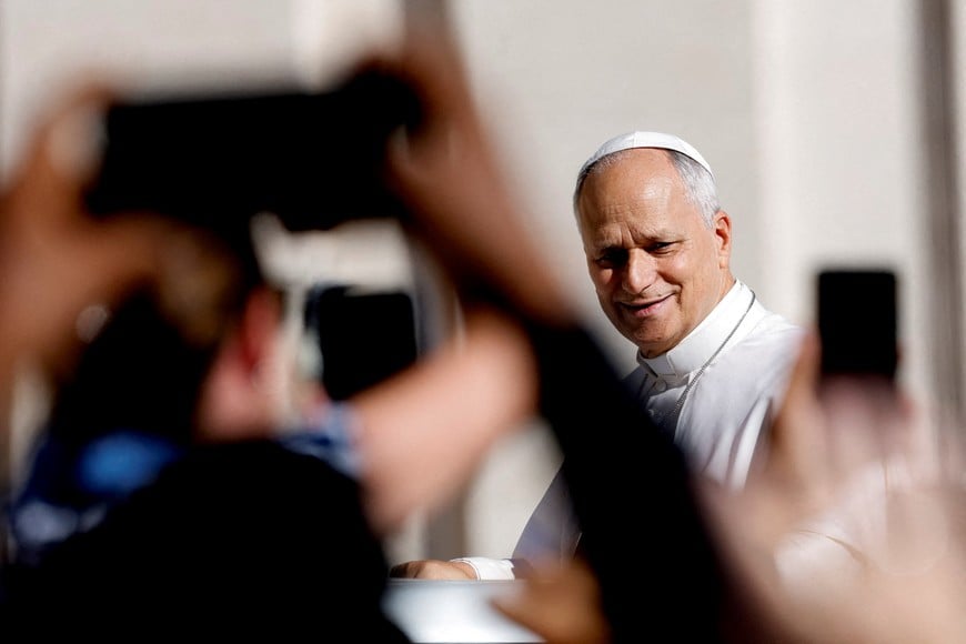 Pope Leo looks on on the day of the weekly general audience in St. Peter's Square at the Vatican, September 23, 2026. REUTERS/Remo Casilli