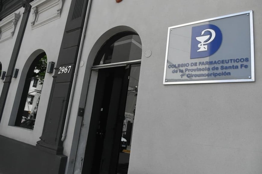 Desde el Colegio de Farmacéuticos de la 1° Circunscripción trabajan en la incorporación de Inteligencia Artificial y herramientas de sostén financiero para agilizar trámites y preservar la red de farmacias de barrio en la provincia. Foto: Carolina Niklison