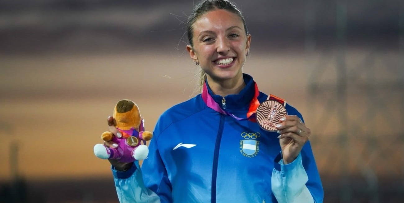 La argentina Bernard ganó el bronce en los 100 metros con vallas