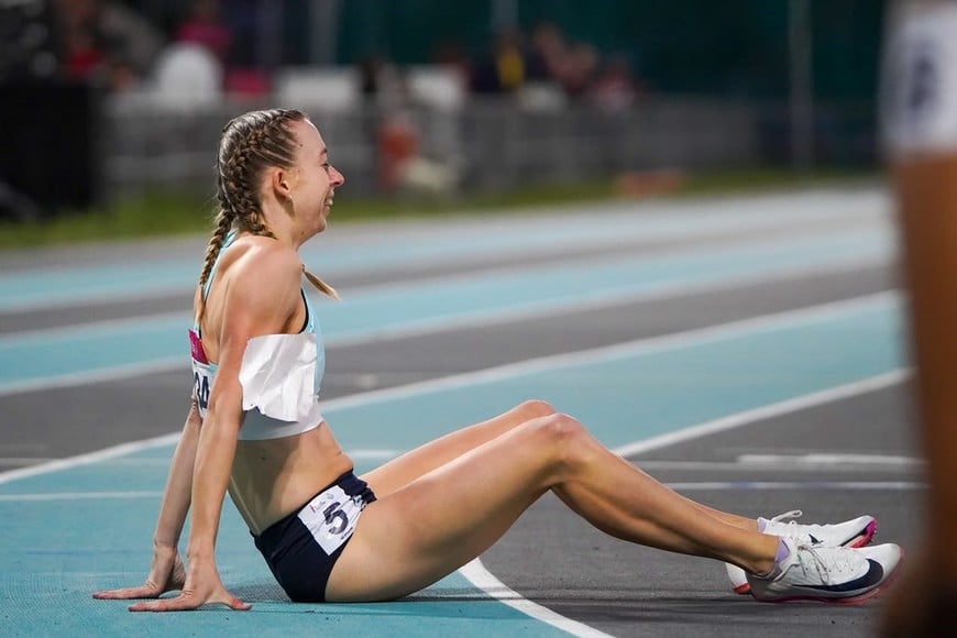 Megan Powell y el bronce en 400 metros. Crédito: Fernando Nicola