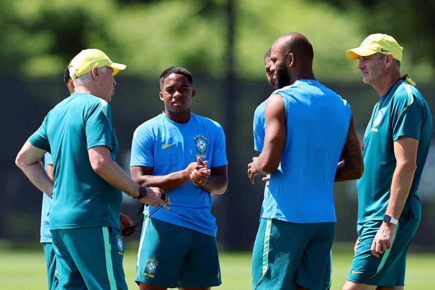 Soccer Football - FIFA World Cup 2026 - Brazil Training - Columbia Park Training Facility, Morristown, New Jersey, U.S. - July 4, 2026
Brazil coach Carlo Ancelotti speaks to players during training IMAGN IMAGES via Reuters/Vincent Carchietta
