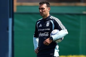 Lionel Scaloni habló después del entrenamiento de la Selección argentina en Ezeiza. Foto: Reuters