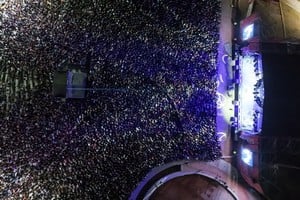 Coty cerró el Fan Fest de la jornada 13 de los JJSS en Santa Fe.