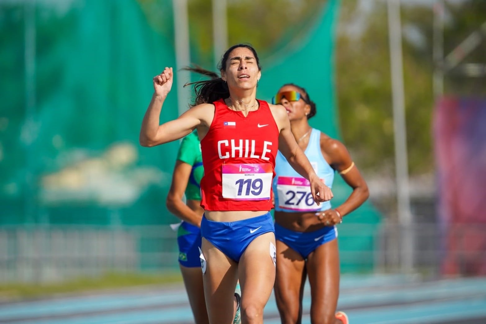 La chilena Barrientos llegó primera. 