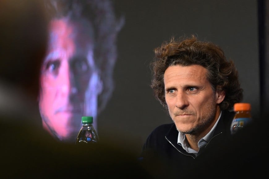 Soccer Football - Uruguay unveil Diego Forlan as new coach - Estadio Centenario, Montevideo, Uruguay - August 10, 2026
Uruguay coach Diego Forlan during the press conference REUTERS/Martin Varela