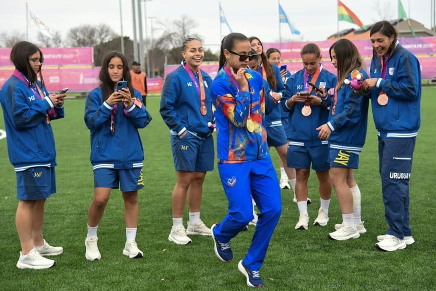 Diana también fue protagonista dentro de la cancha. Marcó dos goles durante el torneo y uno de ellos llegó en esta campaña que terminó con Venezuela en lo más alto