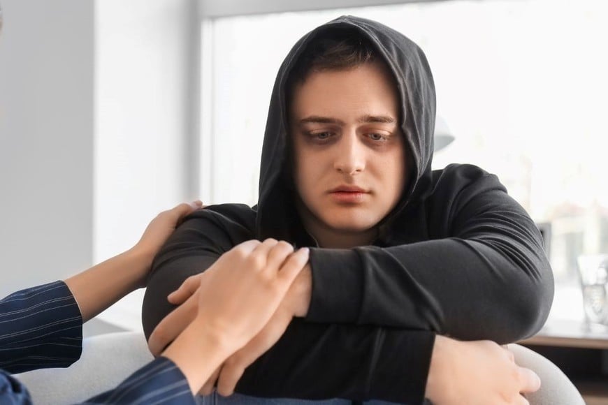 Muchas veces cuando se habla de salud mental se deja en segundo plano la cuestión de los consumos problemáticos.