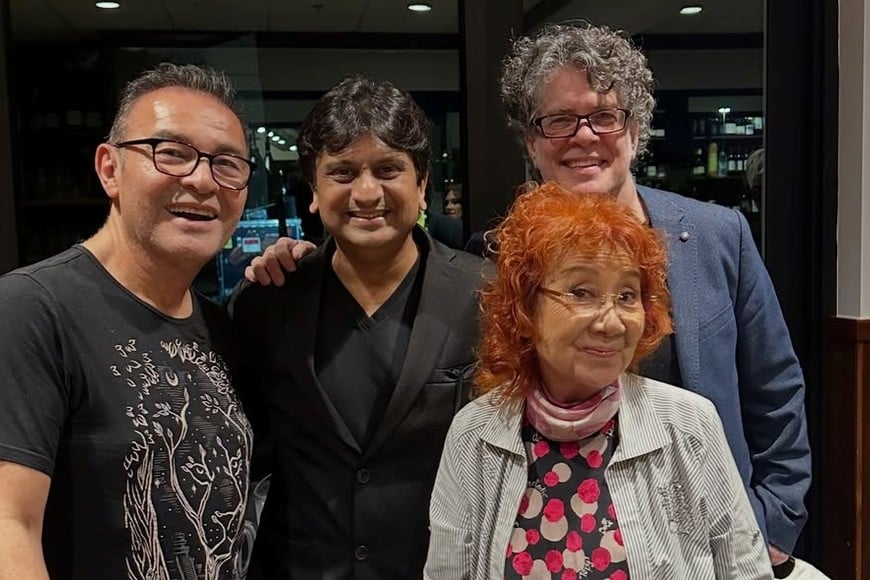 Castañeda (español latino), Ankur Javeri (hindú), Schemmel (inglés) y Masako Nozawa (voz original).