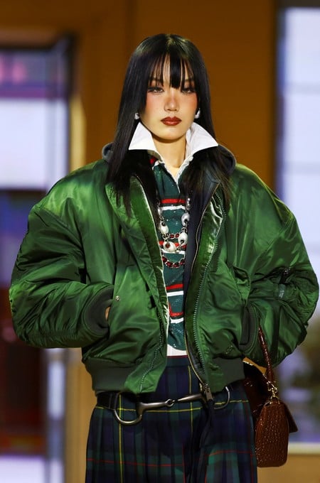 A model presents a creation from the Gucci Spring/Summer 2027 collection during Fashion Week in Milan, Italy, September 25, 2026. REUTERS/Claudia Greco