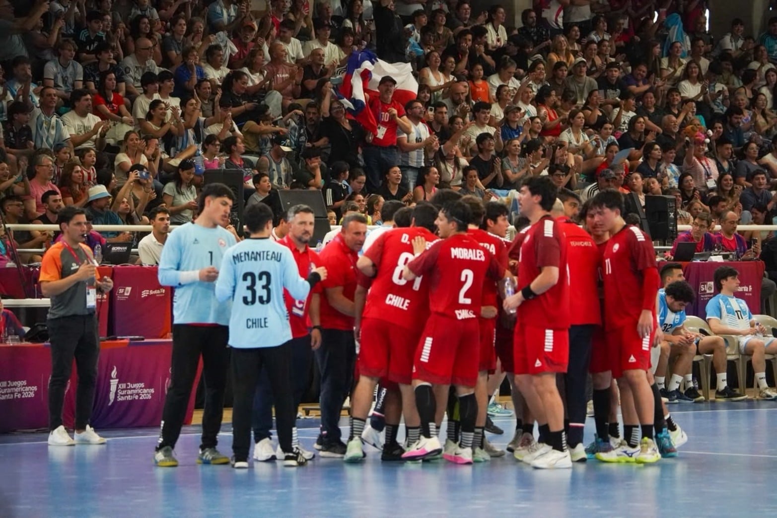 Los chilenos cerraron un intenso partido