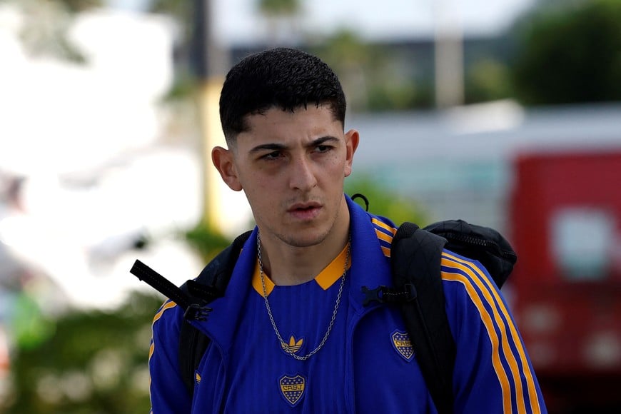 Soccer Football - 2025 FIFA Club World Cup - Boca Juniors arrive in Miami ahead of Club World Cup - Miami, Florida, U.S. - June 9, 2025
Boca Juniors' Leandro Brey arrives at the Miami International Airport REUTERS/Marco Bello