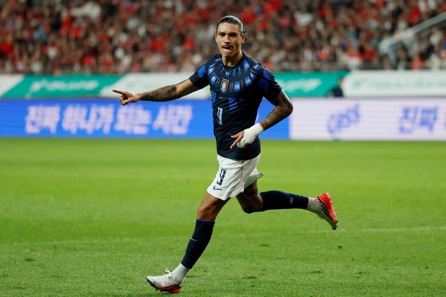Soccer Football - International friendly - South Korea v Uruguay - Seoul World Cup Stadium, Seoul, South Korea - September 28, 2026
Uruguay's Darwin Nunez celebrates scoring their fourth goal REUTERS/Kim Soo-Hyeon