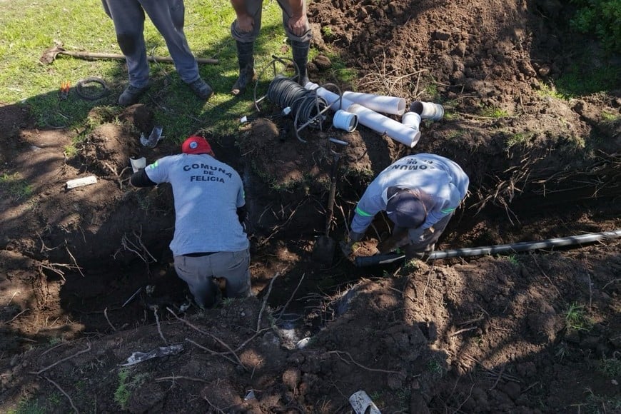 Renuevan más de 1.200 metros de cañerías de agua potable en Felicia