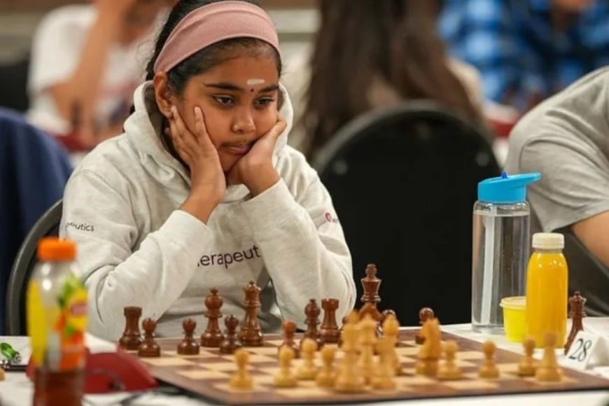 Bodhana Sivanandan tiene 11 años y es la Gran Maestra más joven del ajedrez mundial.