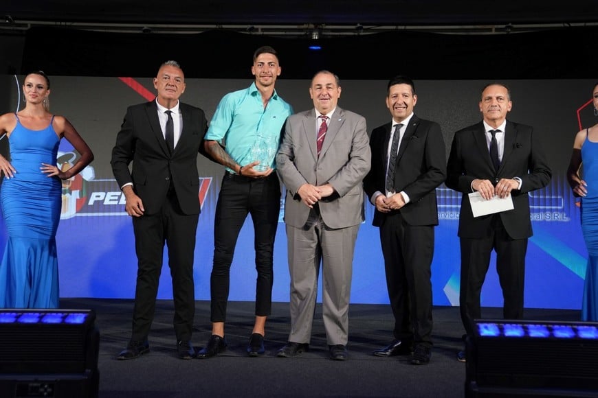La ceremonia reunirá a destacados deportistas de la provincia de Santa Fe.