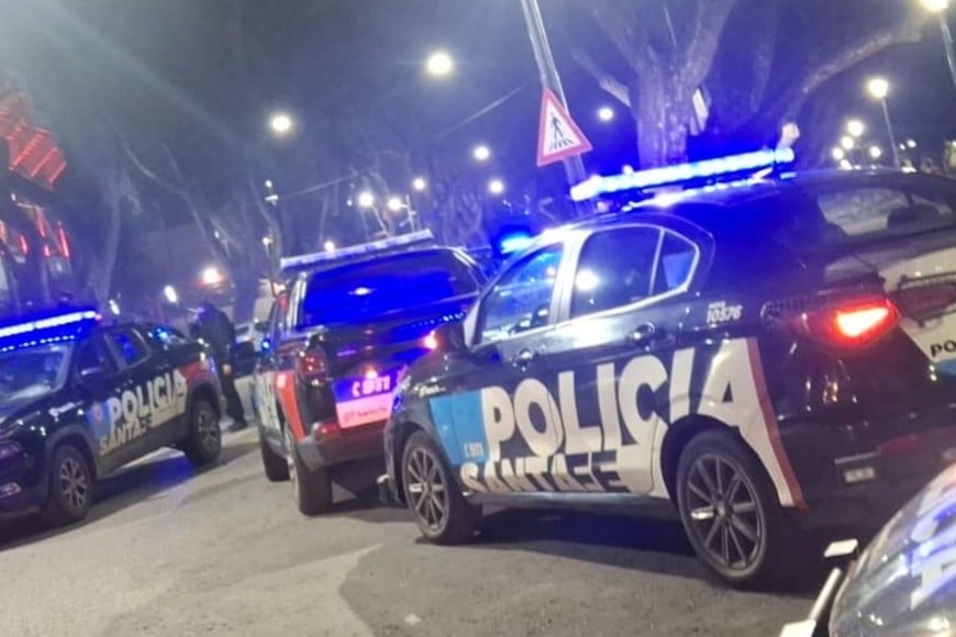 La policia intervino en un enfrentamiento de hinchas de Newell´s y Central.