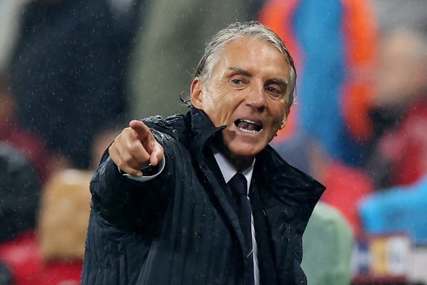 Soccer Football - UEFA Nations League - Group A1 - Turkey v Italy - Bursa Ataturk Stadium, Bursa, Turkey - September 28, 2026
Italy coach Roberto Mancini reacts REUTERS/Murad Sezer