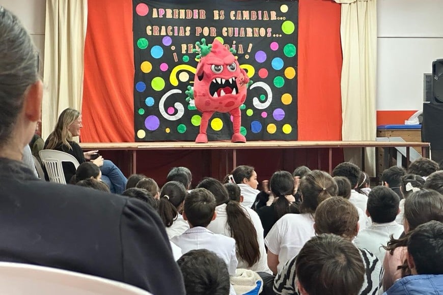 Más de 340 alumnos participaron de una jornada de vacunación y prevención en San Jorge